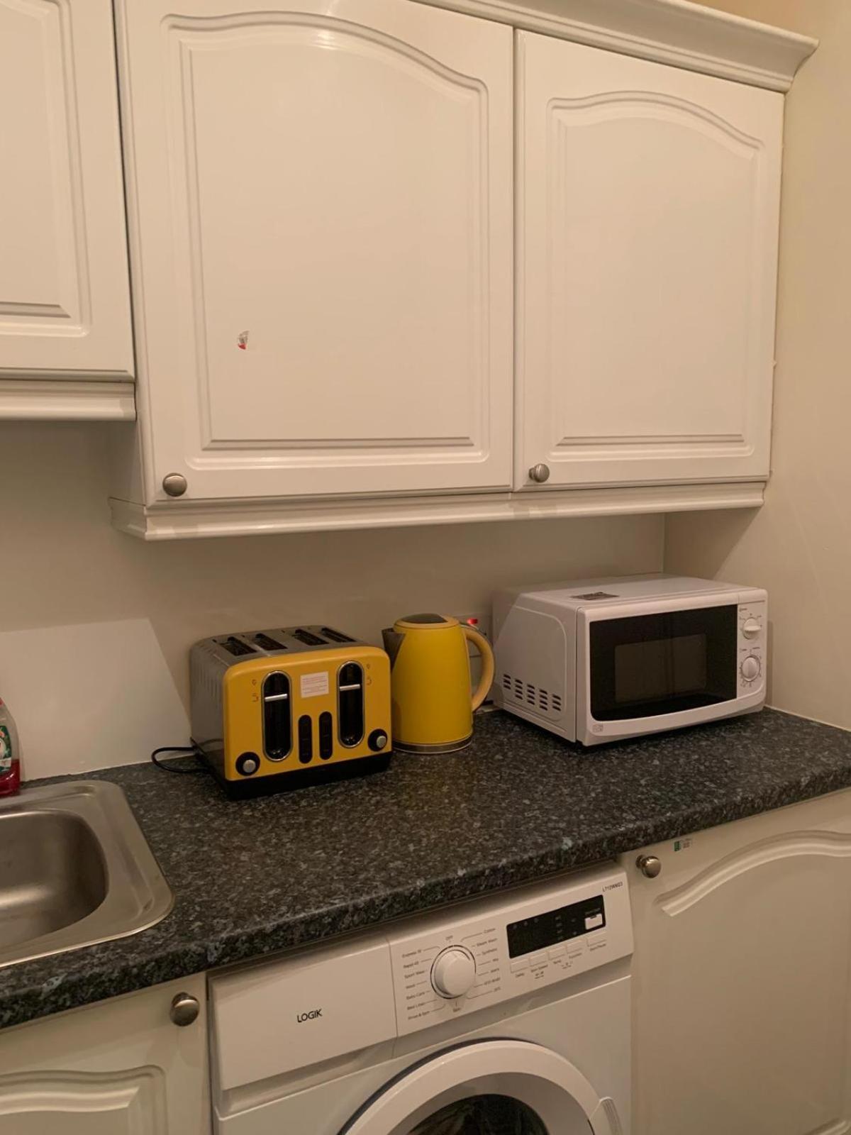 Northern Cosy 1 Bedroom Apartment - Aberdeen Абърдийн Екстериор снимка