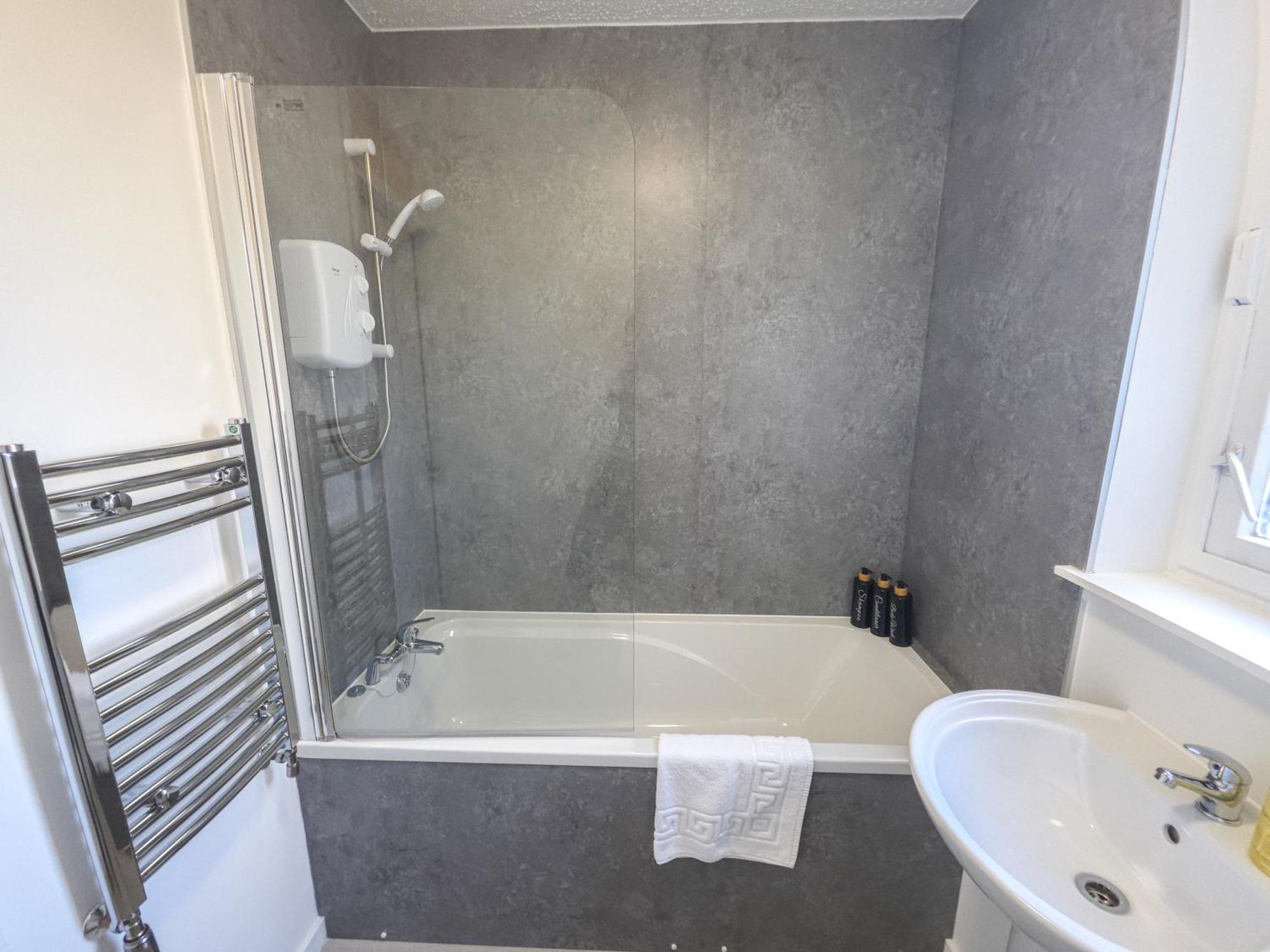 Northern Cosy 1 Bedroom Apartment - Aberdeen Абърдийн Екстериор снимка